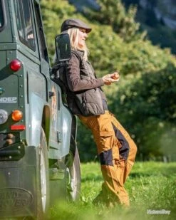 Gilet Matelassé Avec Tricot Lady Caroline Marron Deerhunter 7 Gilet Matelassé Avec Tricot Lady Caroline Marron Deerhunter -Magasin Du Chasseur 00020 Gilet matelasse avec tricot Lady Caroline marron Deerhunter Nouvelle Collection